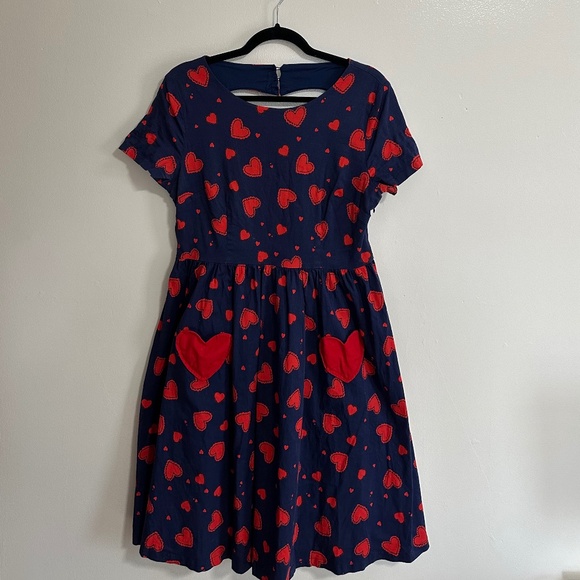 Lindy Bop Retro Short Sleeve Heart Print Swing Dress, Navy & Red, US 14 - Picture 4 of 13